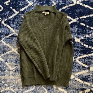 Green women’s sweater size small